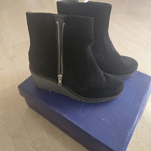Platform ankle boots new, size 38, black