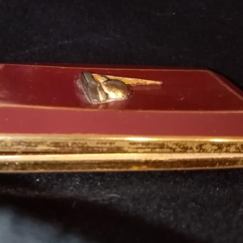 Vintage Art Deco rouge compact by VANSTYLE used with mirror