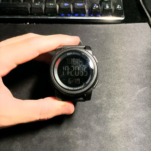 Skmei smart watch water resistant like new
