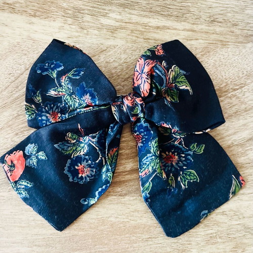 Floral Vintage Brooch bow new with satin finish