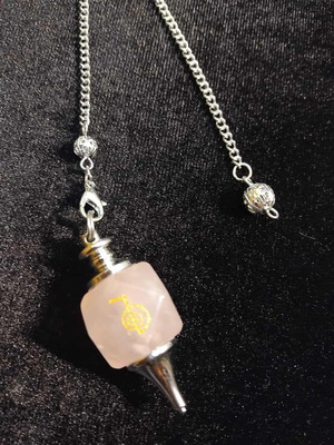 Pendant Pendulum with Rose Quartz new