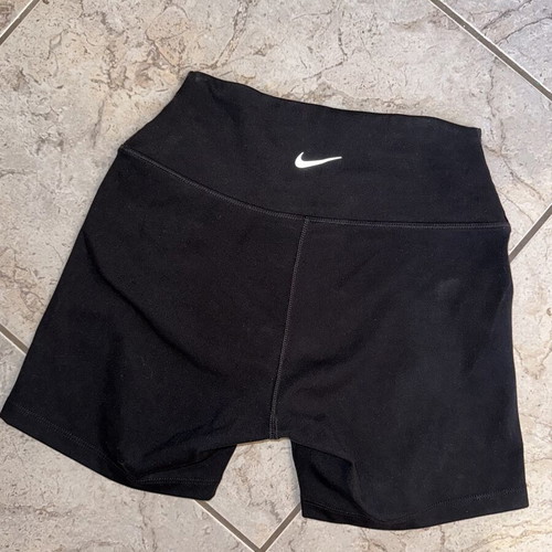 Nike One Dri-FIT shorts, black, size S