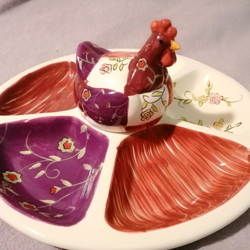 Ordeveira with 6 sections and Easter decorative hen new