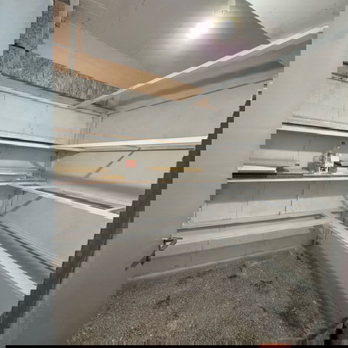 Ενοικίαση Πάρκινγκ και Αποθήκης 6,5 τ.μ. στην Πετρούπολη