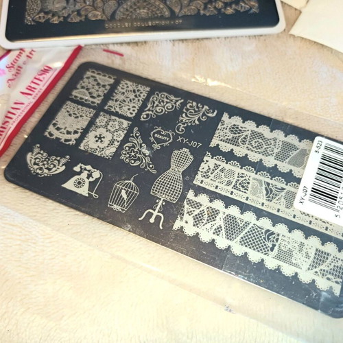 Nails art set like new with crystal clear stamper, plates and accessories