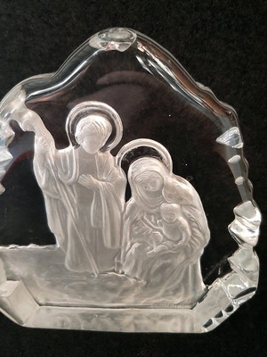 Crystal image Nativity like new
