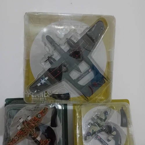 World War II Airplanes new, set of 3 pieces