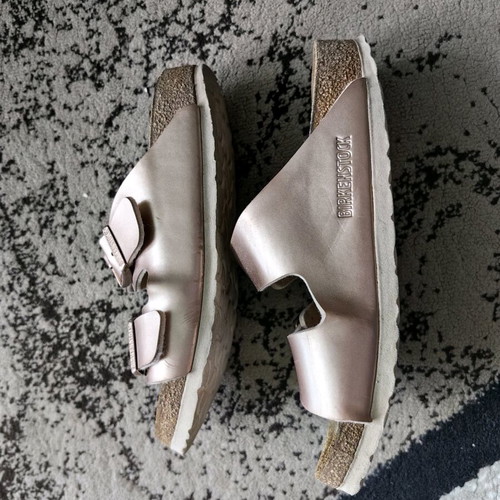 Birkenstock slippers size 35 used