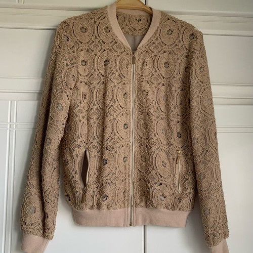Lace bomber jacket beige nud size M like new