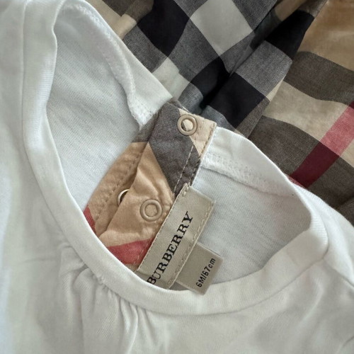 Burberry baby dress size 6 months like new