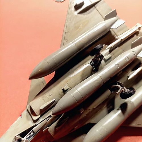 Πλαστικό μοντέλο Rafale 1/72 καινούργιο, βαμμένο αερογράφο