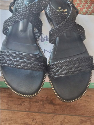 Envie Mairiboo sandals like new, size 40, black