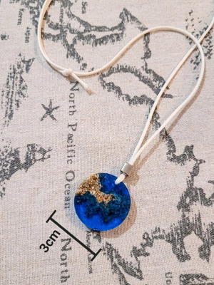 Resin necklace with real sand like new, handmade