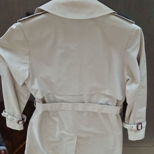 Trench Coat beige-gray with soft warm lining and matching scarf, like new, size M