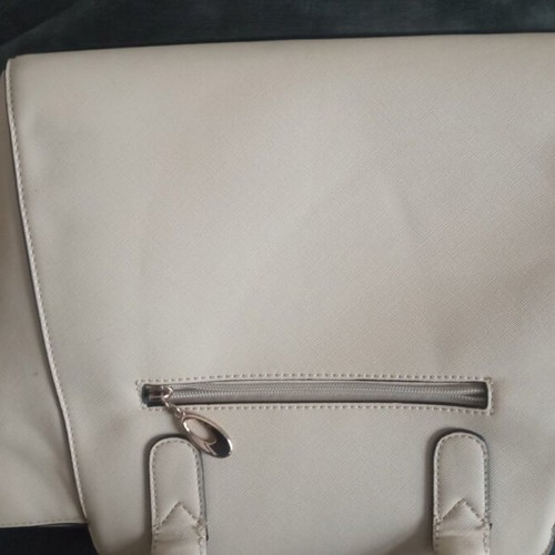 Women's shoulder bag like new, beige