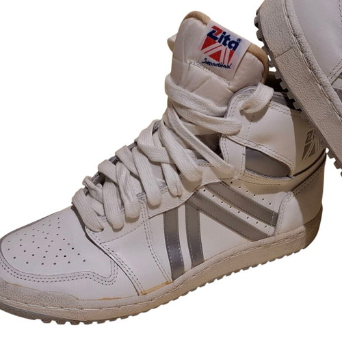 Zita vintage athletic shoes size 41, new, white and silver