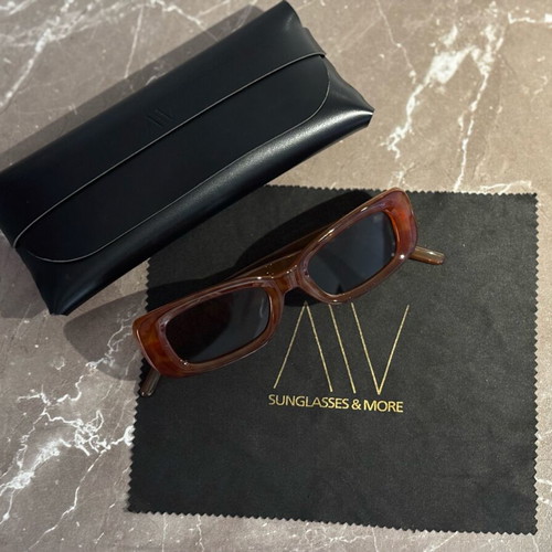 AV Sunglasses brown sun glasses like new