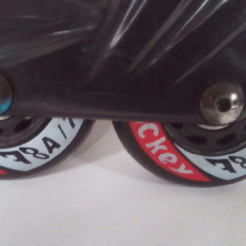 Bonfire H44 In Line Rollers used, size 5/38