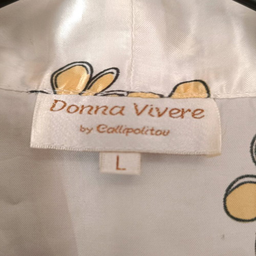 Satin robe white like new, size L