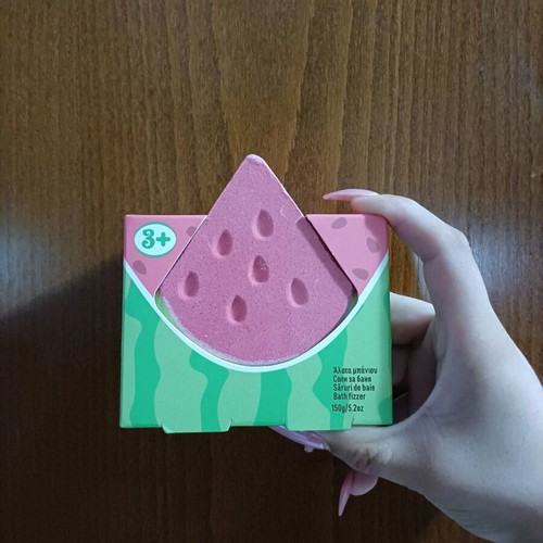 Bath bomb watermelon new from Jumbo