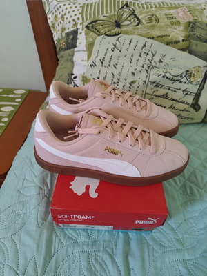 Puma Club II sneakers new, white and pink, size 39