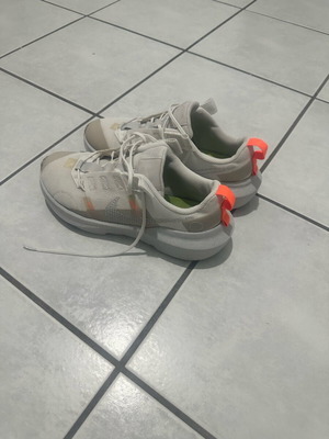 Nike Crater Impact Νο 38,5 σαν καινούργιο, άσπρα αθλητικά παπούτσια