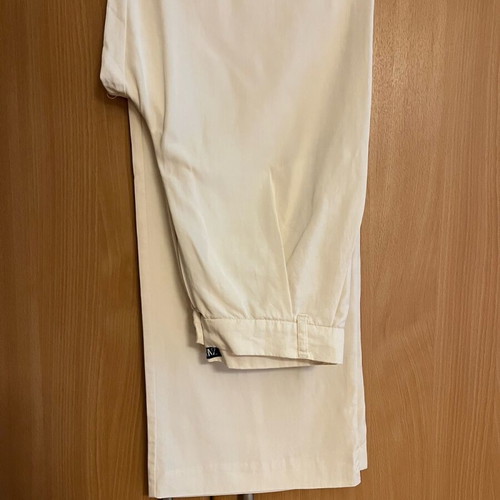 Zara ecru pants like new, fabric with pockets