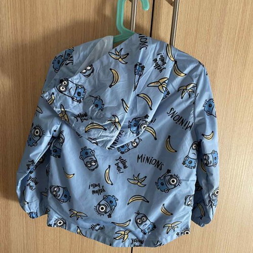 Children's windbreaker jacket like new