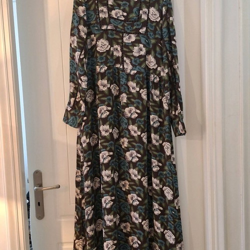 Attrattivo long dress like new, size XL, multicolor floral design