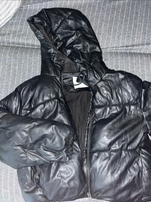 Bershka puffer jacket used, black, size L