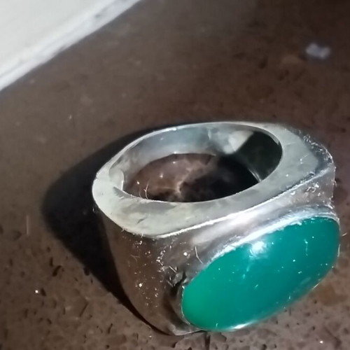 Sterling silver ring with green onyx cabochon used
