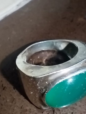 Sterling silver ring with green onyx cabochon used