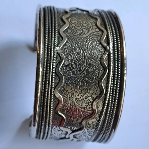 Bracelet used, Indian style