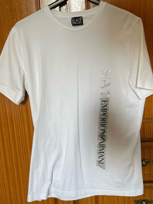Emporio Armani EA7 T-shirt like new, white, size L