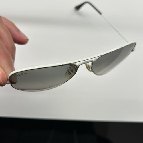Ray Ban Aviator sunglasses used, white