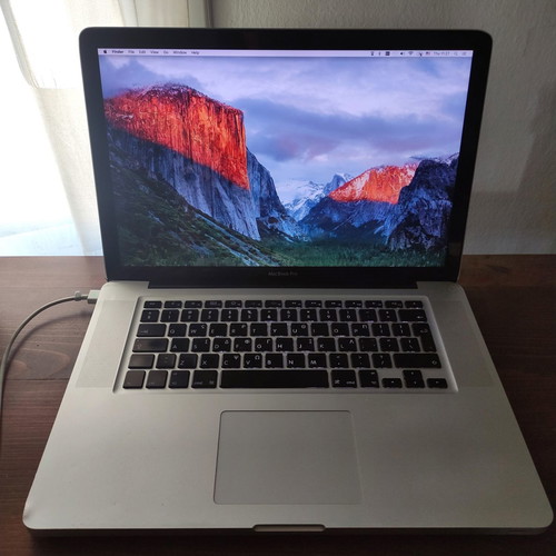 Apple MacBook Pro 15-inch Mid 2009 semi-functional, used