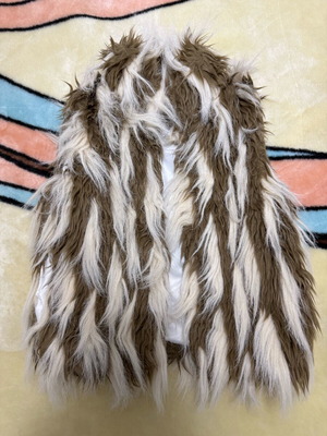 Girls' sleeveless fur vest used