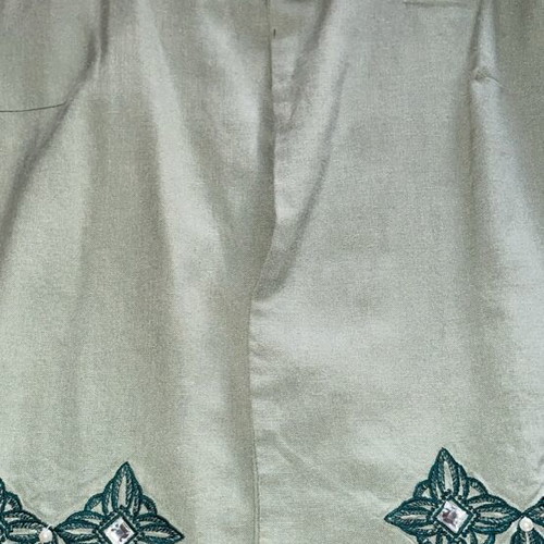 Vintage linen jacket in pistachio color with embroidery, like new, size L