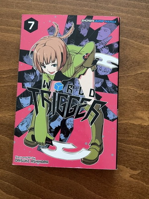 World Trigger Manga Volume 7 like new