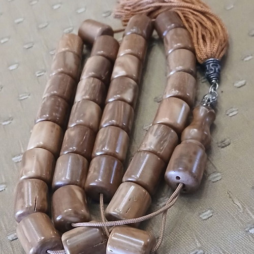 Kouk Worry Beads from Brazilian Wood like new