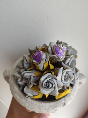 Heart earrings purple gold new