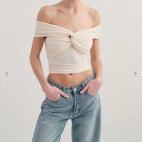 Mind Your Style Off Shoulder Top size M like new, beige