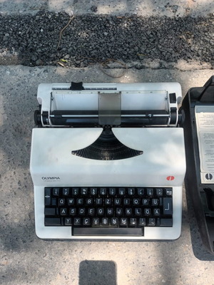 Olympia typewriter used