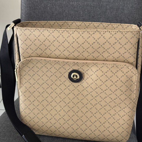 La tour Eiffel crossbody bag like new, black and beige