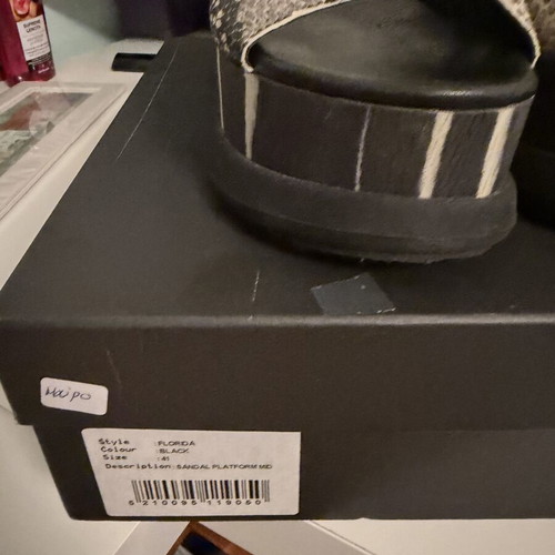 Sofia Manta Florda platform slides size 41 used, snake print