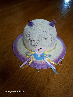Knitted girl hat used, white and purple, size S