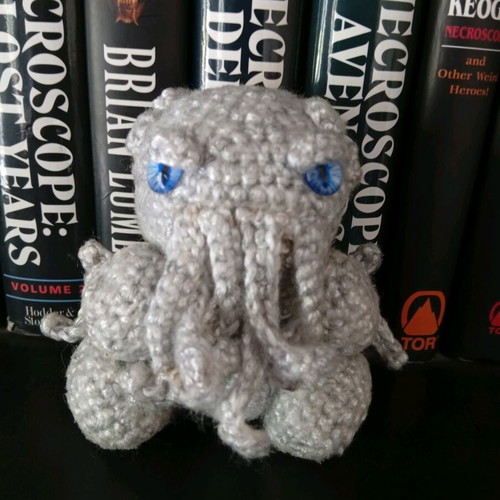 Handmade crocheted Cthulhu amigurumi like new with metallic yarn