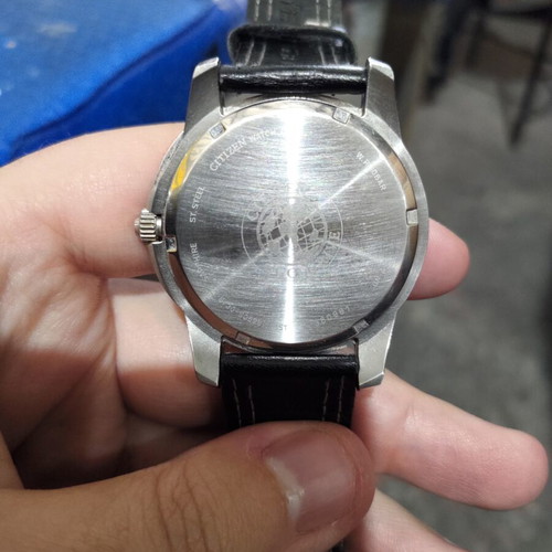 Citizen Calendier Moonphase 42mm wristwatch like new, silver