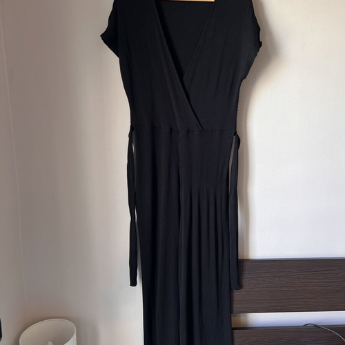 Mango black jumpsuit size M like new