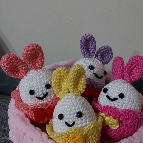 Easter eggs bunnies new